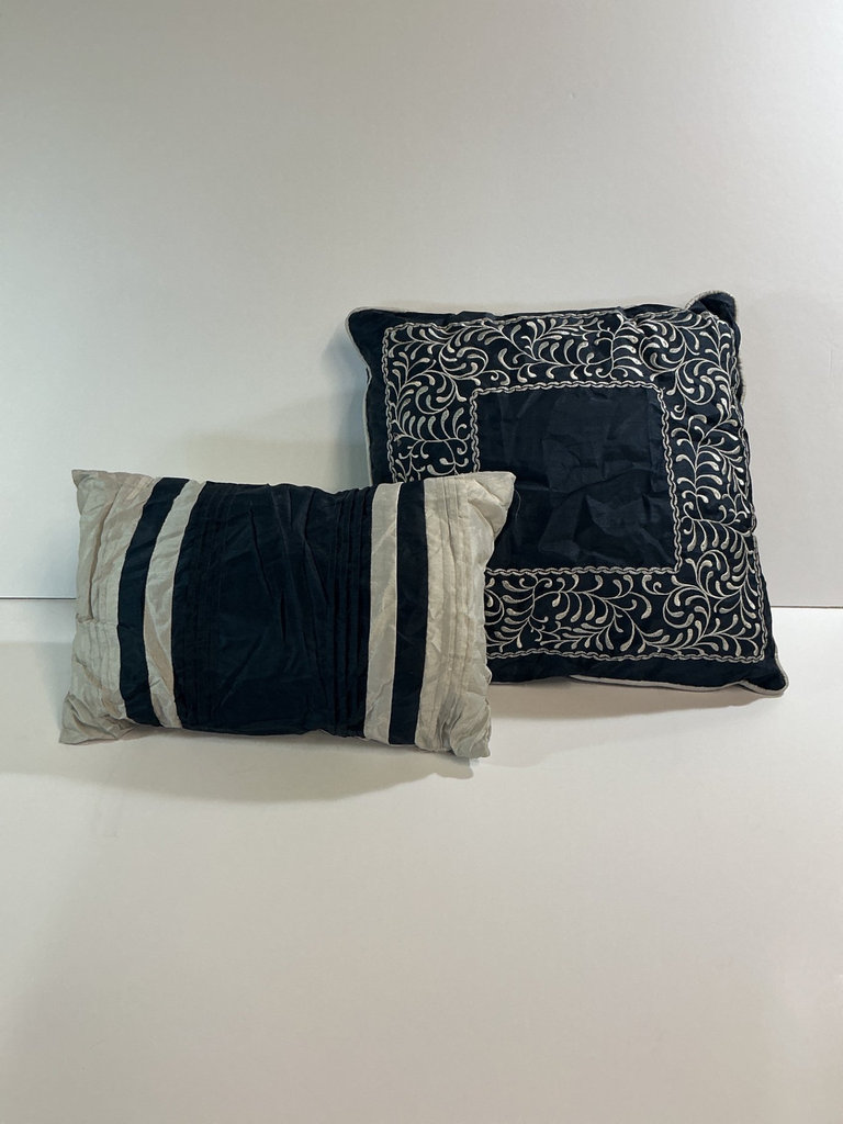 Pillows and Folded Bedding in Cream and Navy - image 3 of 4