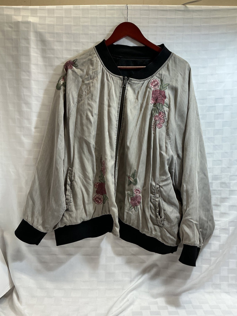 Embroidered kimono-style robe, silk bomber jacket, and pink satin shirt. - image 6 of 9