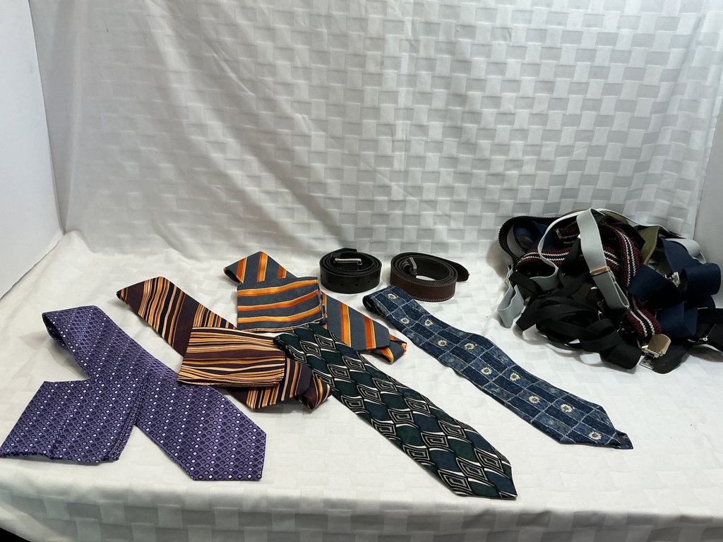 Vintage Men's ties, suspenders - image 1 of 6