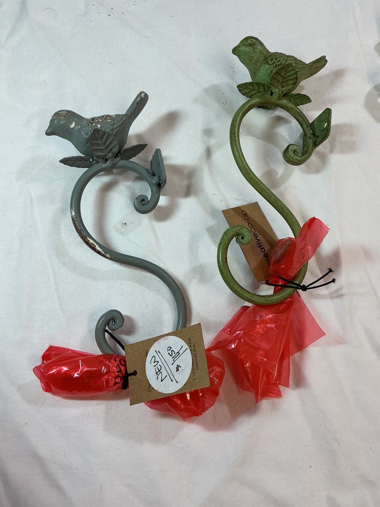 Assorted vintage hardware and decorative fittings - image 2 of 6