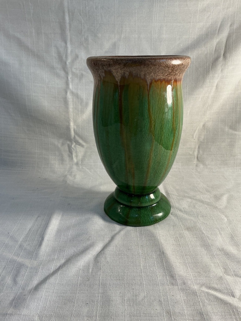 Vases - image 3 of 4