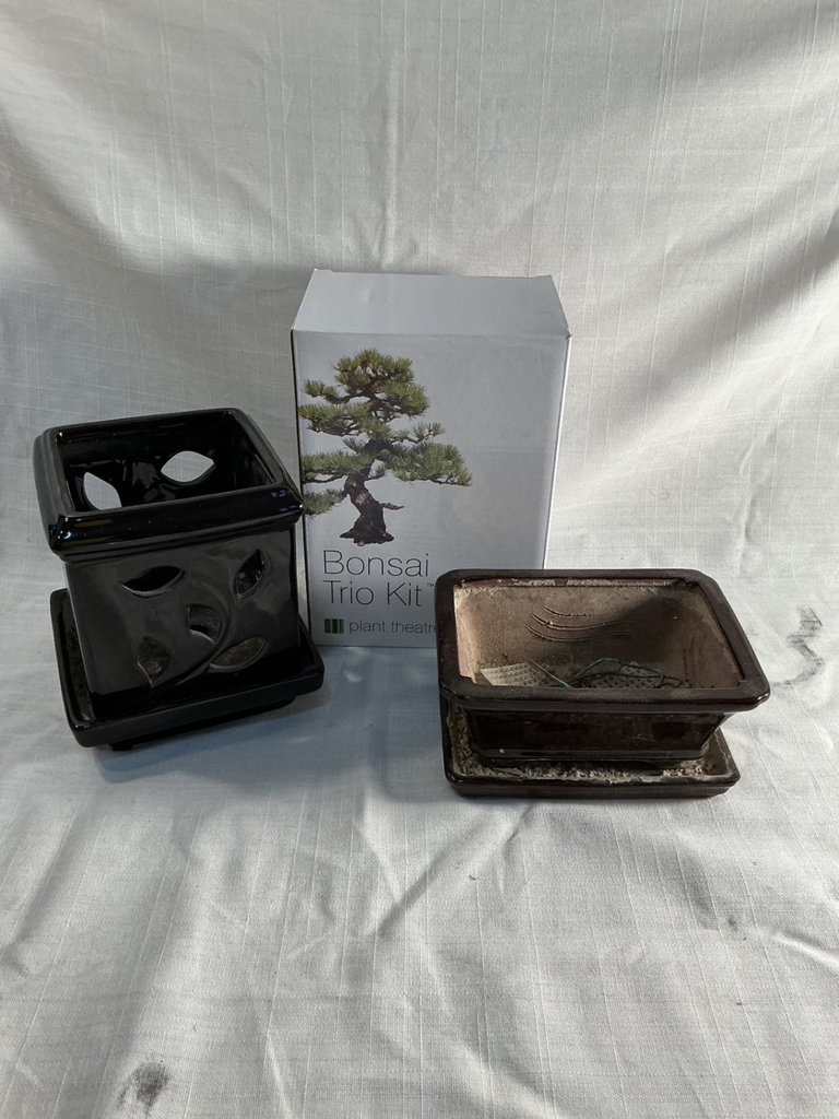 Small Ceramic Pots - image 4 of 6