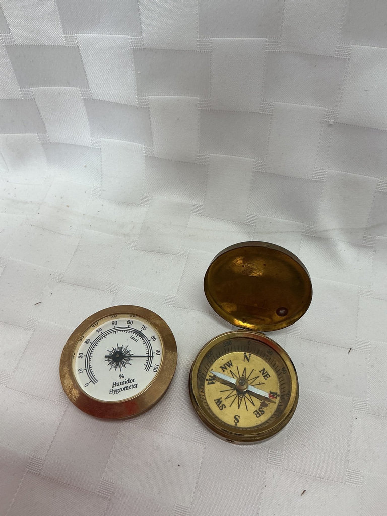 Maritime pocket sundial, Galileo thermometer, more - image 4 of 4