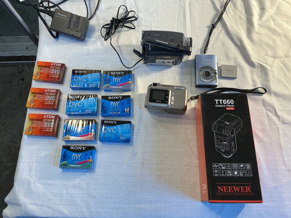 Cameras and Related - image 1 of 7