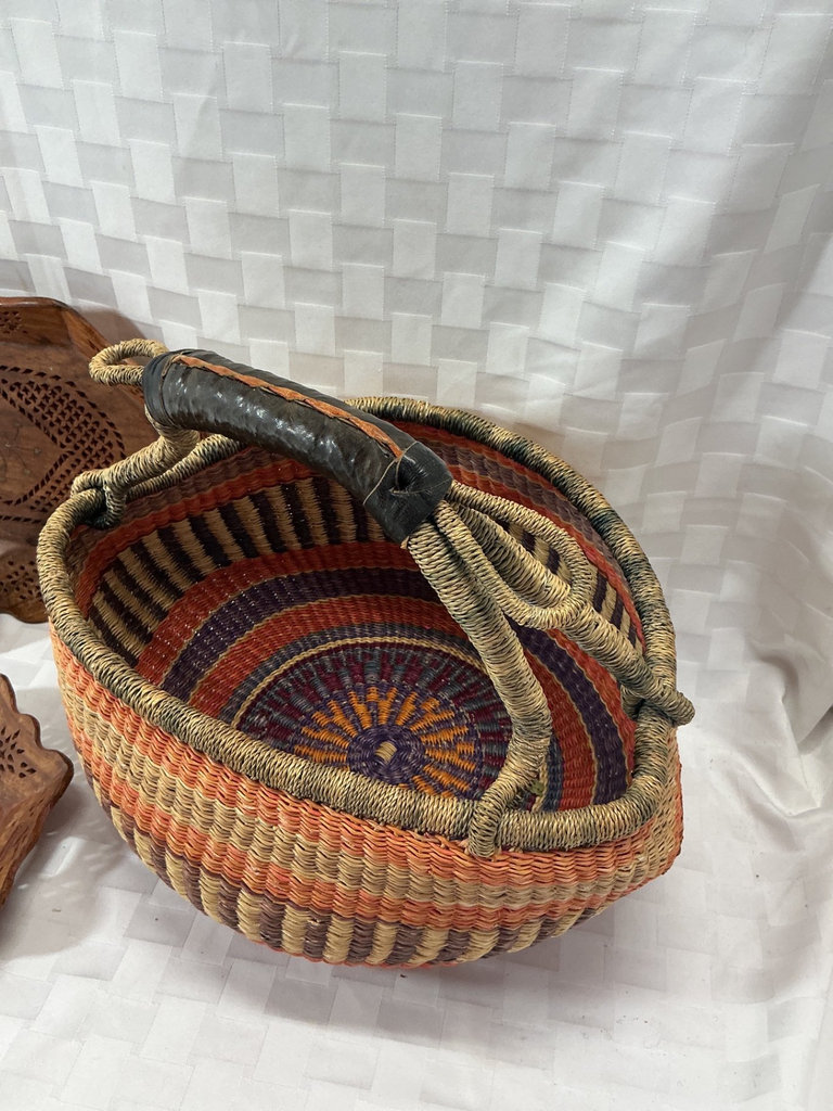 Colorful woven basket with carved wooden trays and vase - image 3 of 6