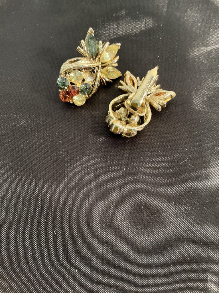Assorted Costume Jewelry  - image 5 of 8