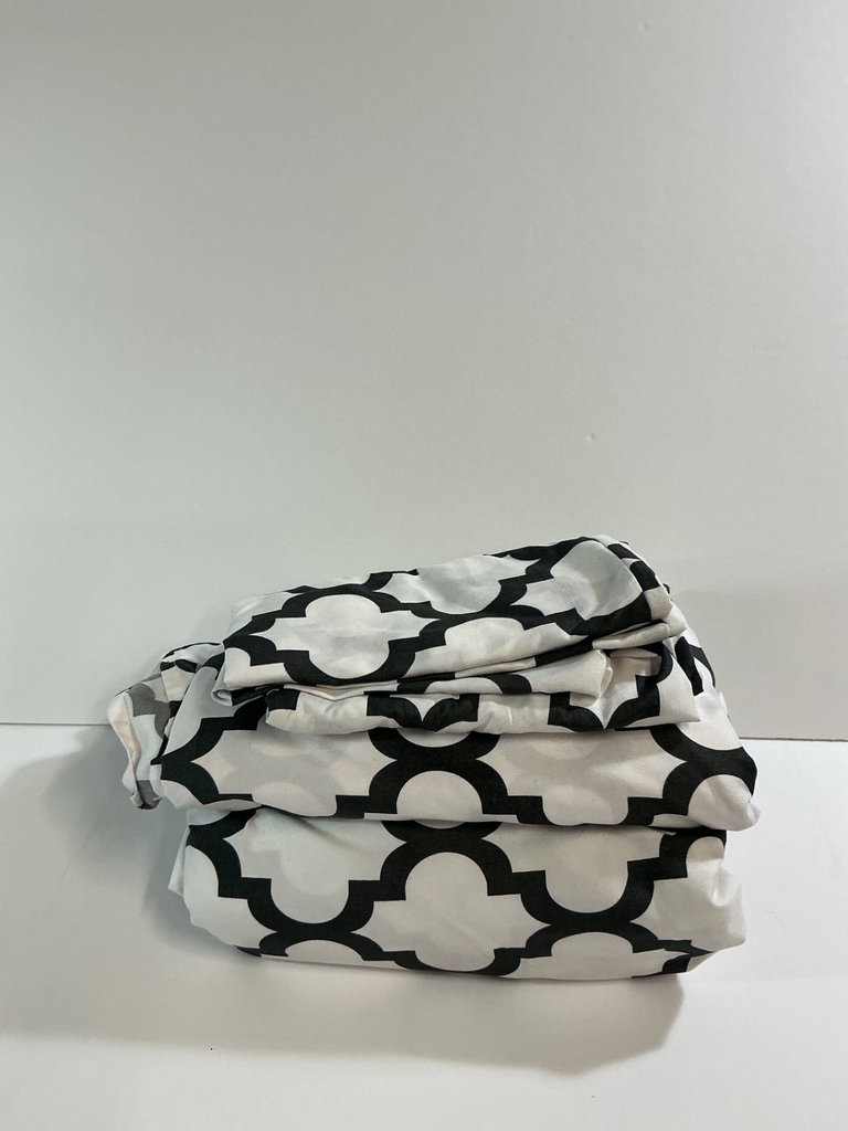 Two CAL KIng sheet sets - image 2 of 3