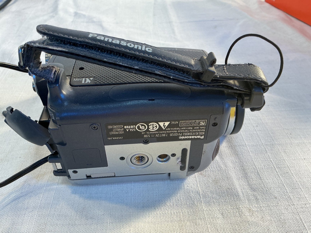 Cameras and Related - image 4 of 7