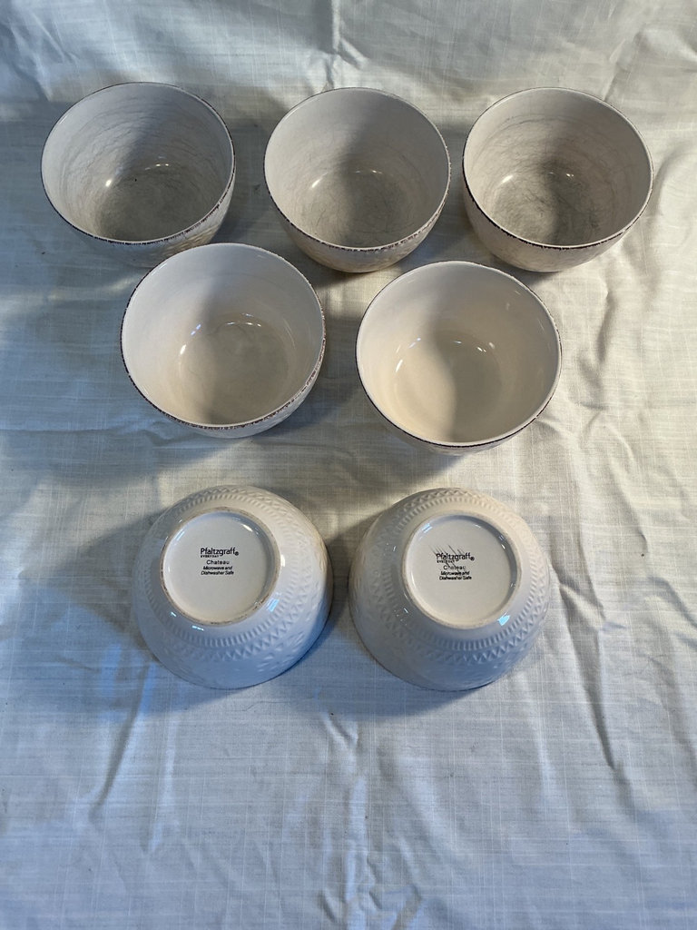 Pfaltzgraff Everyday Chateau dinnerware set (bowls, mugs, plates) - image 2 of 5