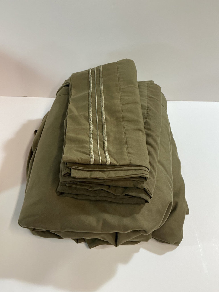 CAL King sheet set in olive, blue, and pink. - image 2 of 4