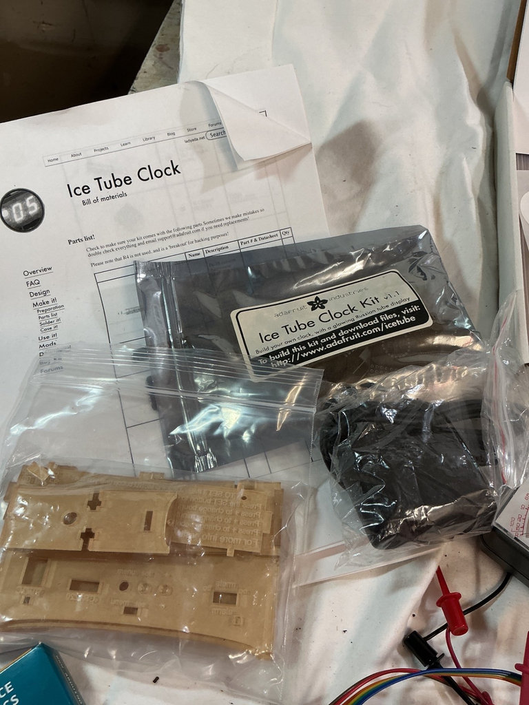 Maker electronics kits and magazines collection - image 5 of 7