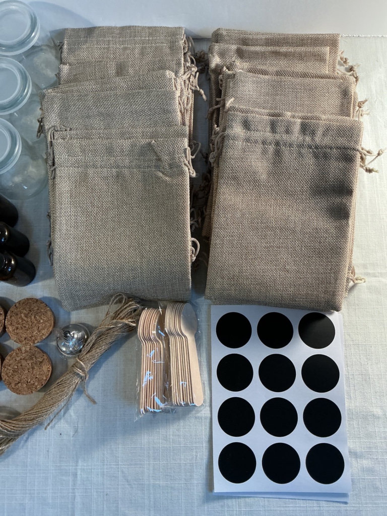 DIY Essential Oil and Crafts - image 2 of 4