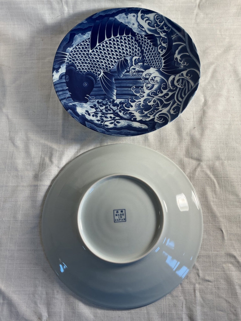 Asian inspired Dishware and sushi box - image 2 of 6