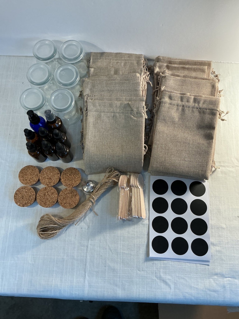 DIY Essential Oil and Crafts - image 1 of 4