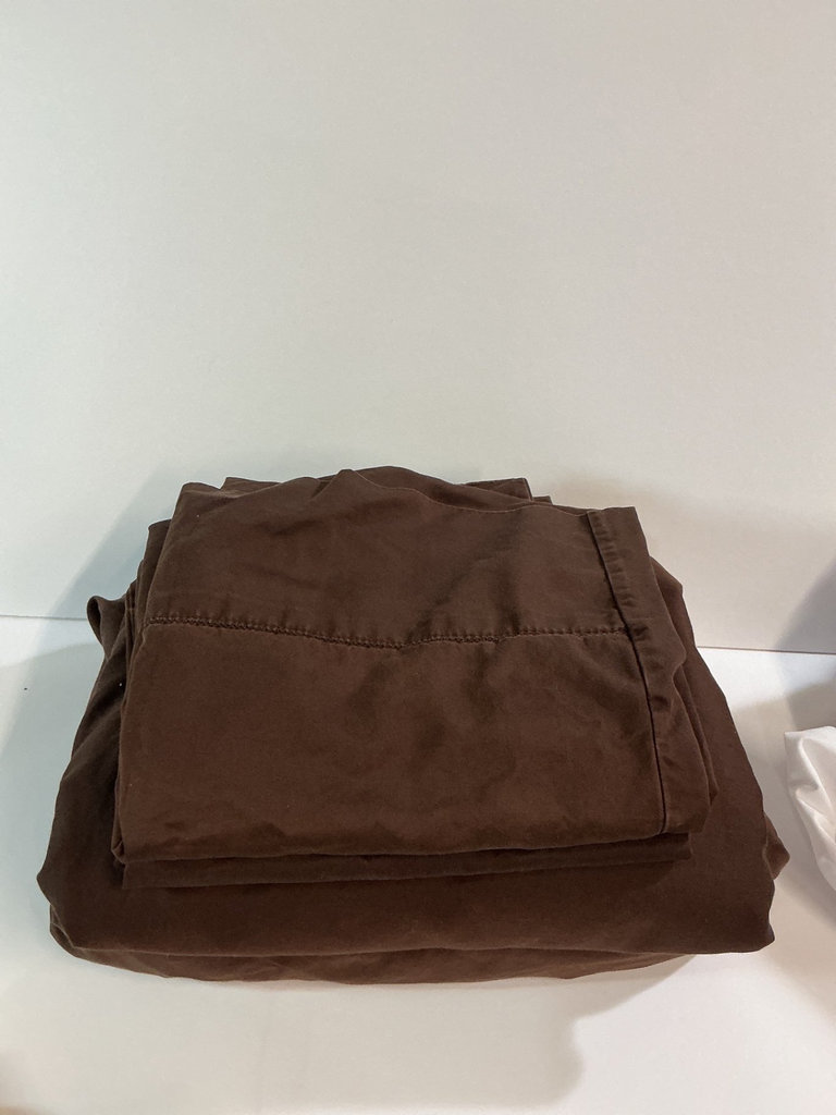 Assorted CAL King bedding. - image 2 of 5