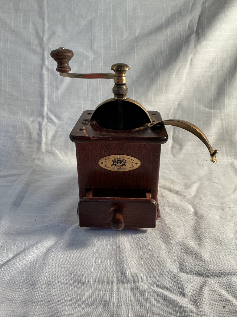 Vintage coffee equipment - image 7 of 7