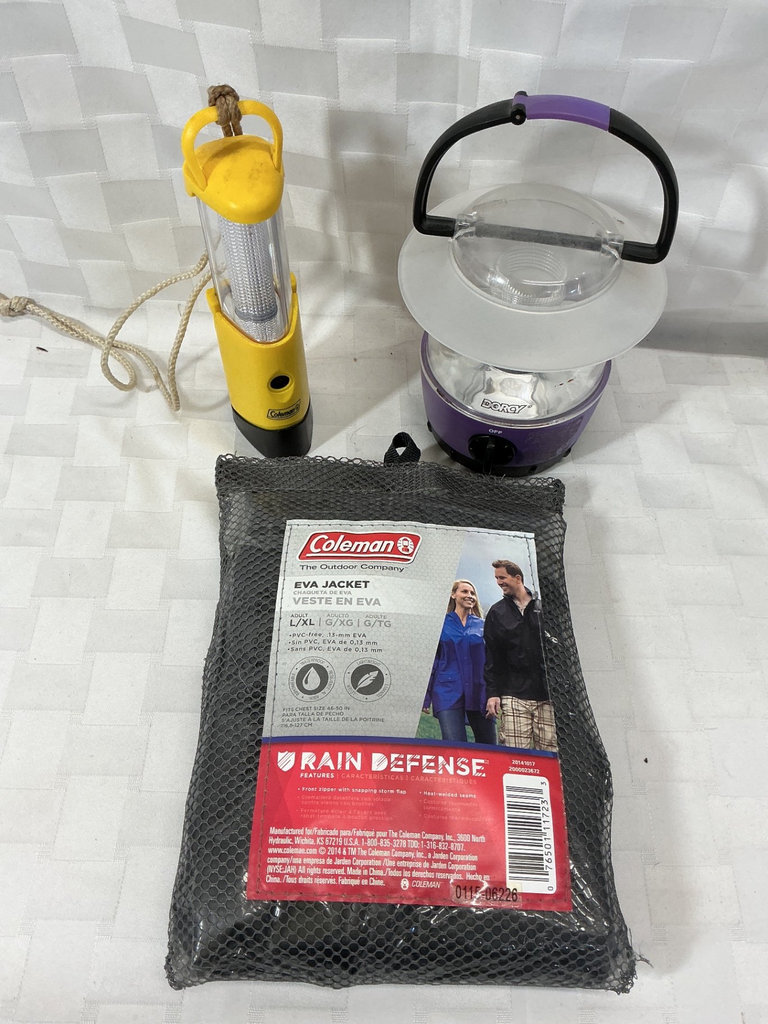 Camping lighting gear with Coleman Eva Jacket - image 2 of 4