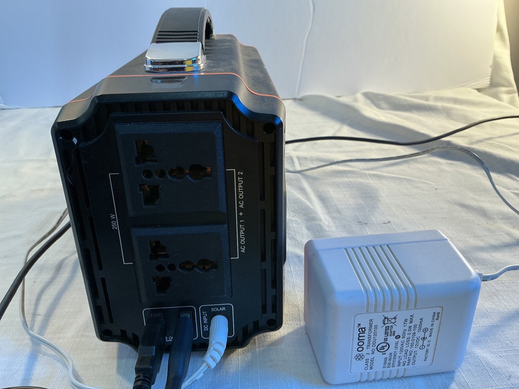 Portable Power Station and Charger - image 2 of 4