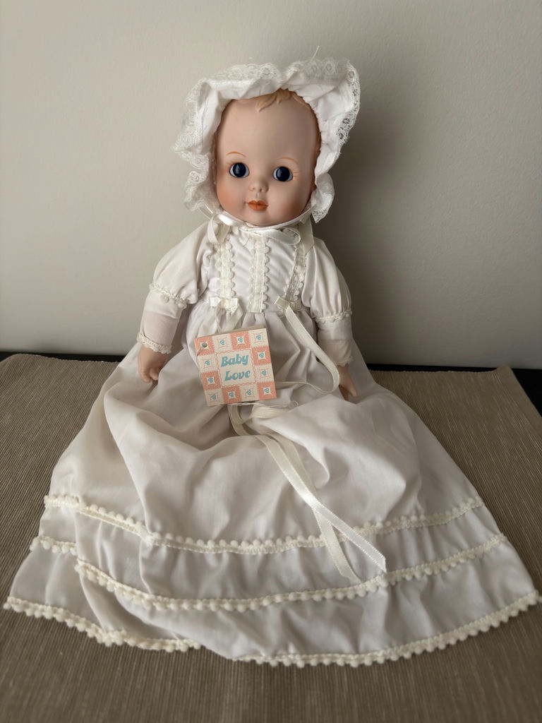 Collector Dolls - image 7 of 16