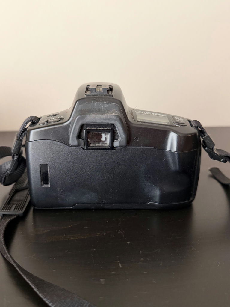 Vintage Minolta 35 mm Camera with Sigma Tiffen Telescoping Lens - image 5 of 18