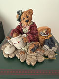 Vintage Boyd Bear Figurines - Lot Of 7 - thumbnail 4 of 14