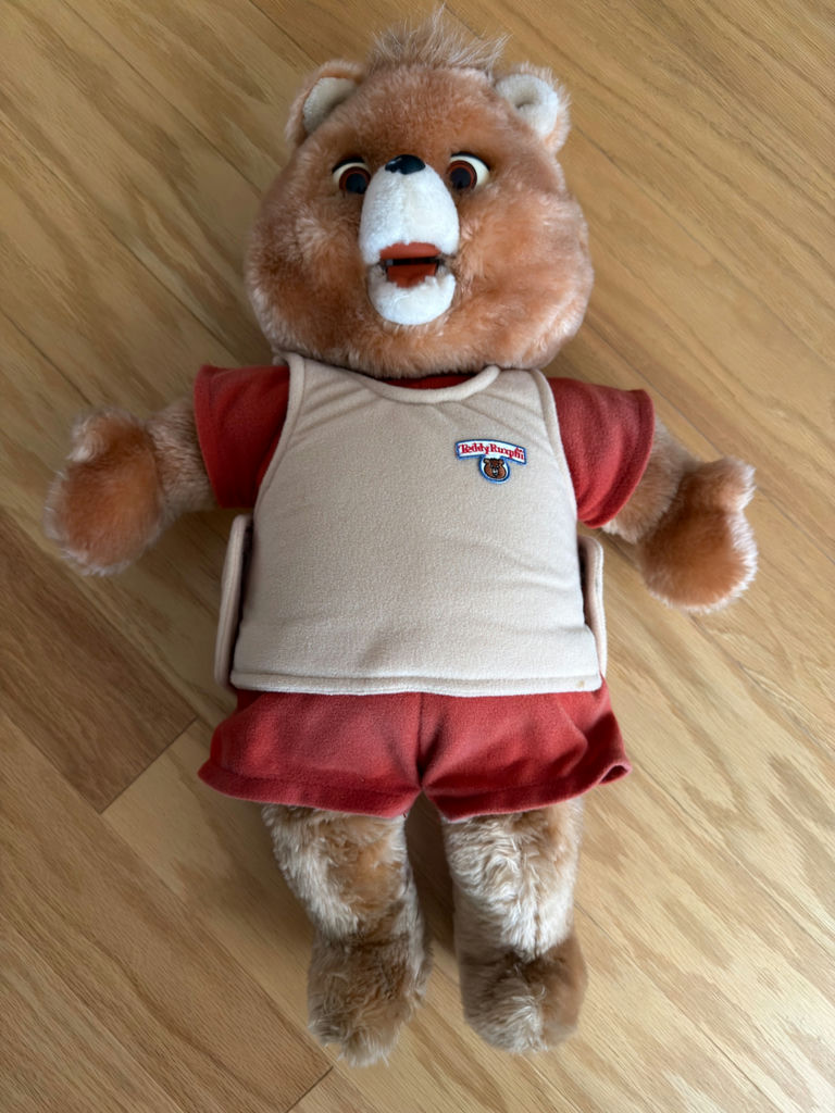 Vintage Teddy Ruxpin, with Books, Tapes, Outfit - image 4 of 9