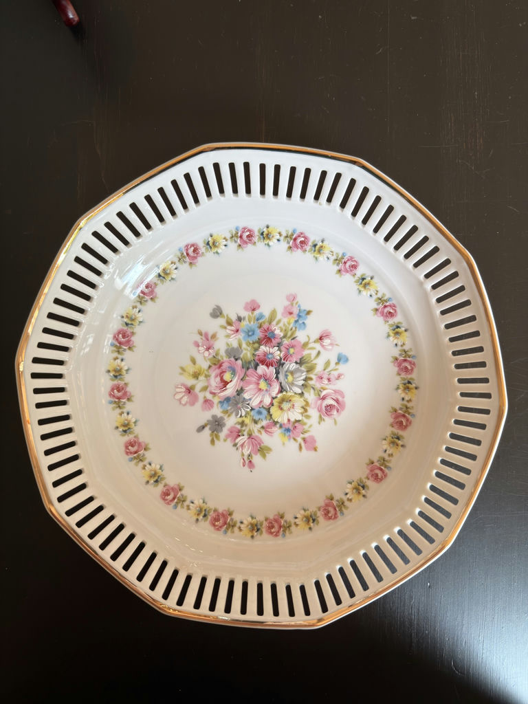 Decorative Dinnerware Accessories - image 4 of 13