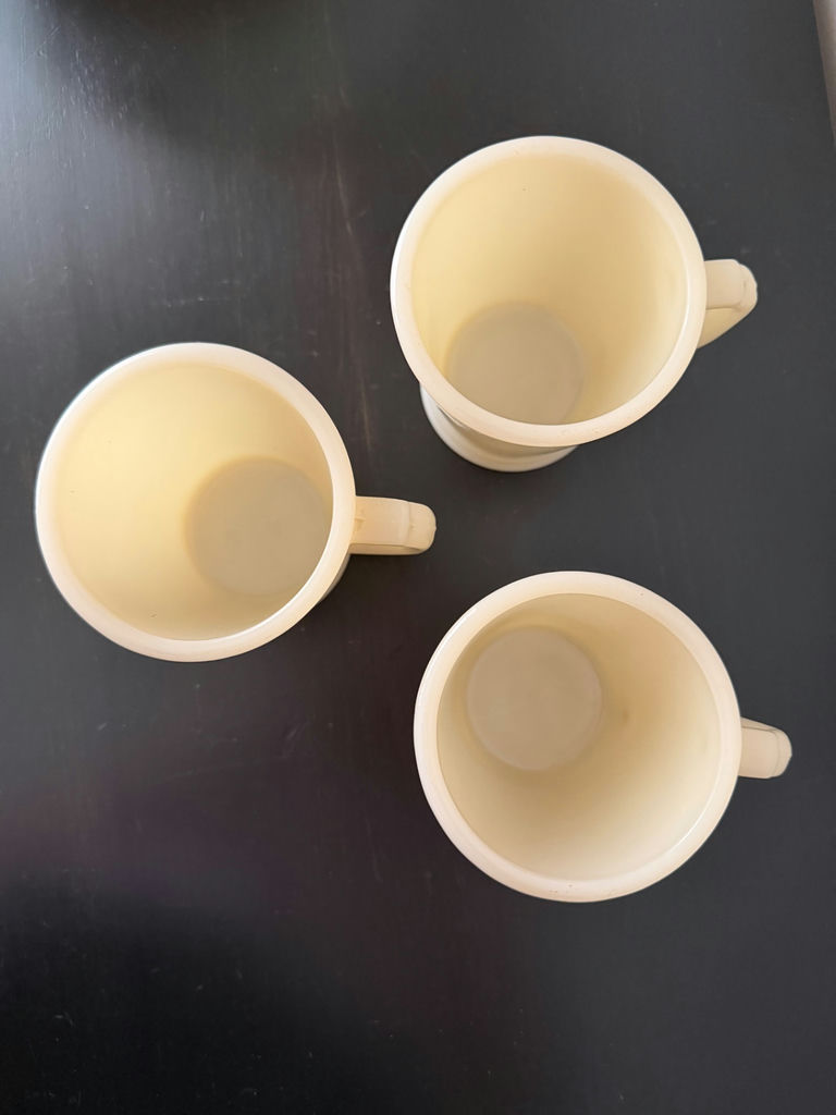 Vintage Mugs and Fire King Wheat Casserole Dish - image 2 of 9