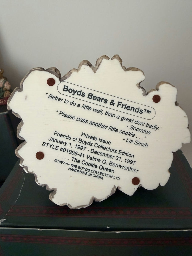 Vintage Boyd Bear Figurines - Lot Of 7 - image 5 of 14
