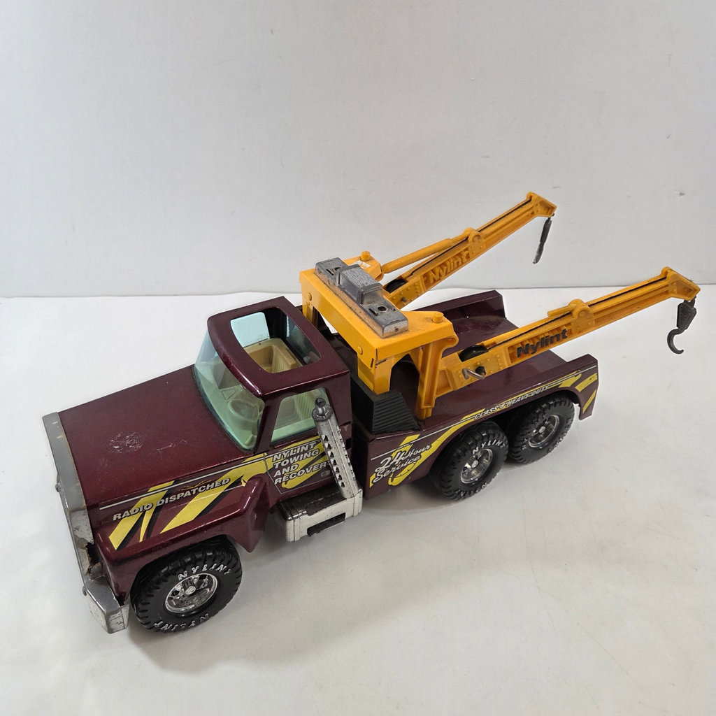 Nylint Tow Truck - image 2 of 3