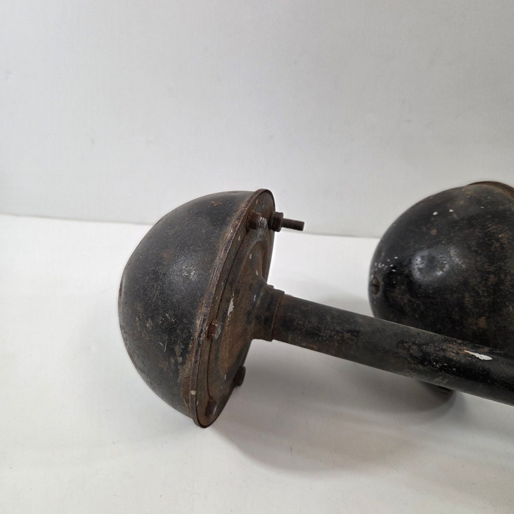 Old Truck Horns - image 3 of 4