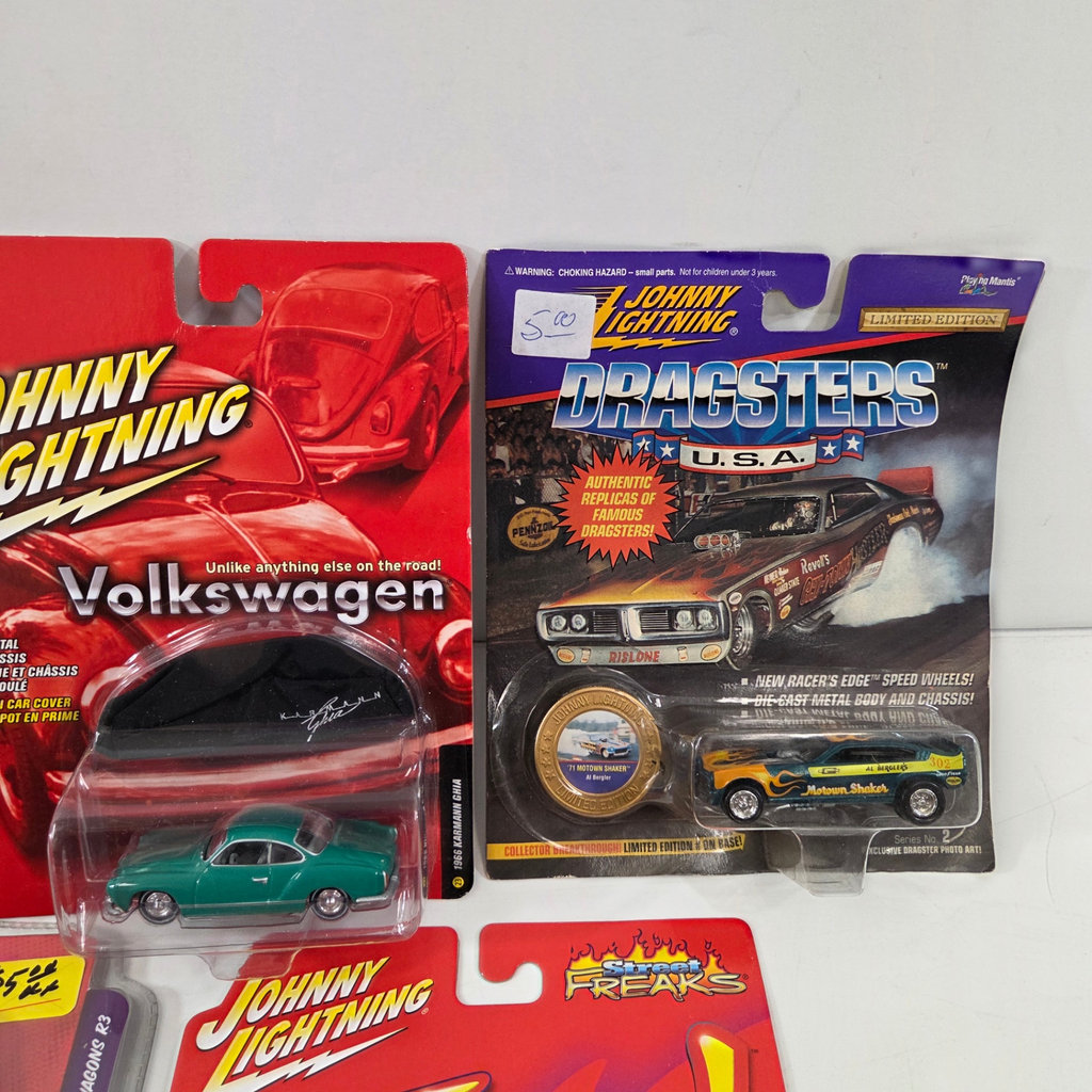 Johnny Lightning Diecast Cars x 5 - image 2 of 3