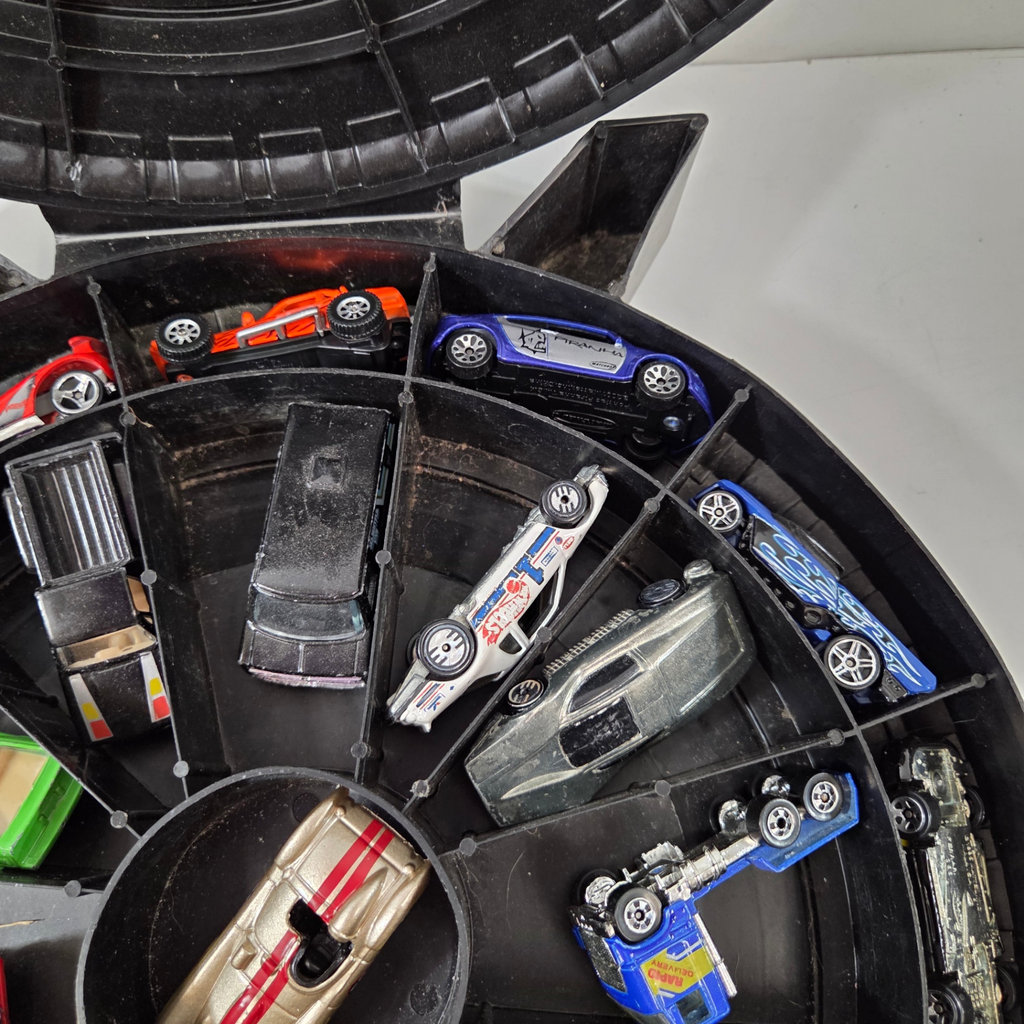 Hot Wheels Super Rally Case with Cars - image 3 of 5