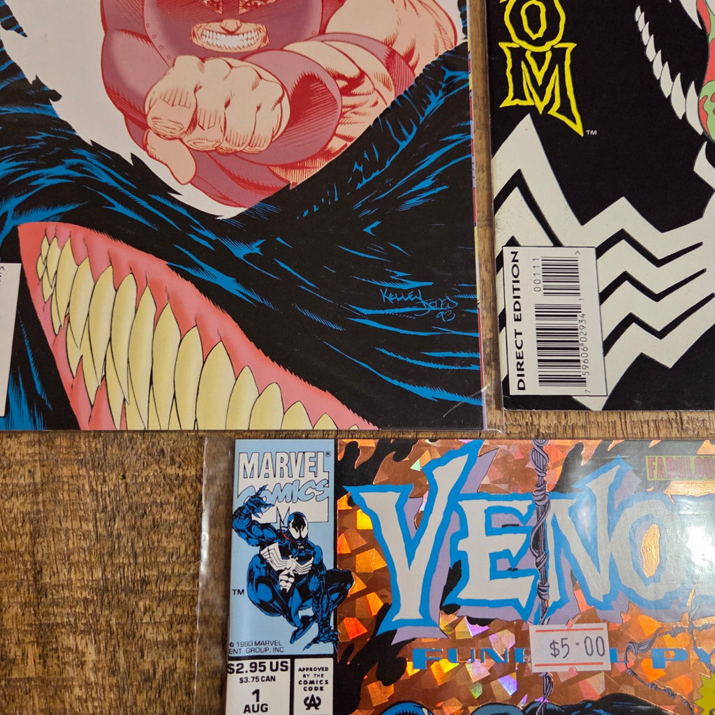 Venom #1 Comics - image 2 of 3