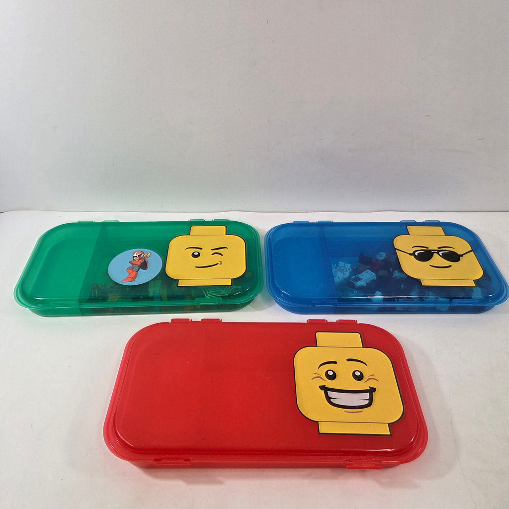 LEGO Minifigs and Cases - image 4 of 4