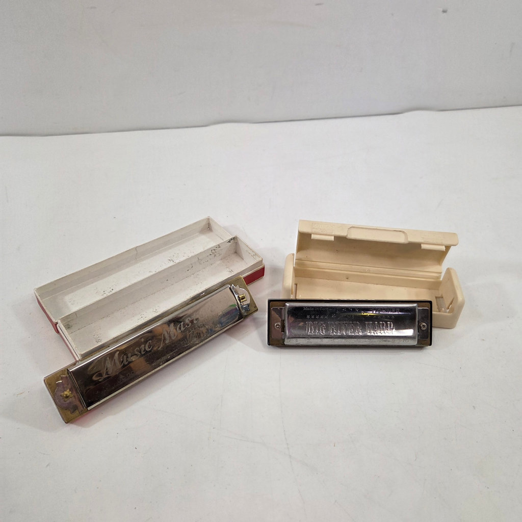 2 Harmonicas - image 1 of 4
