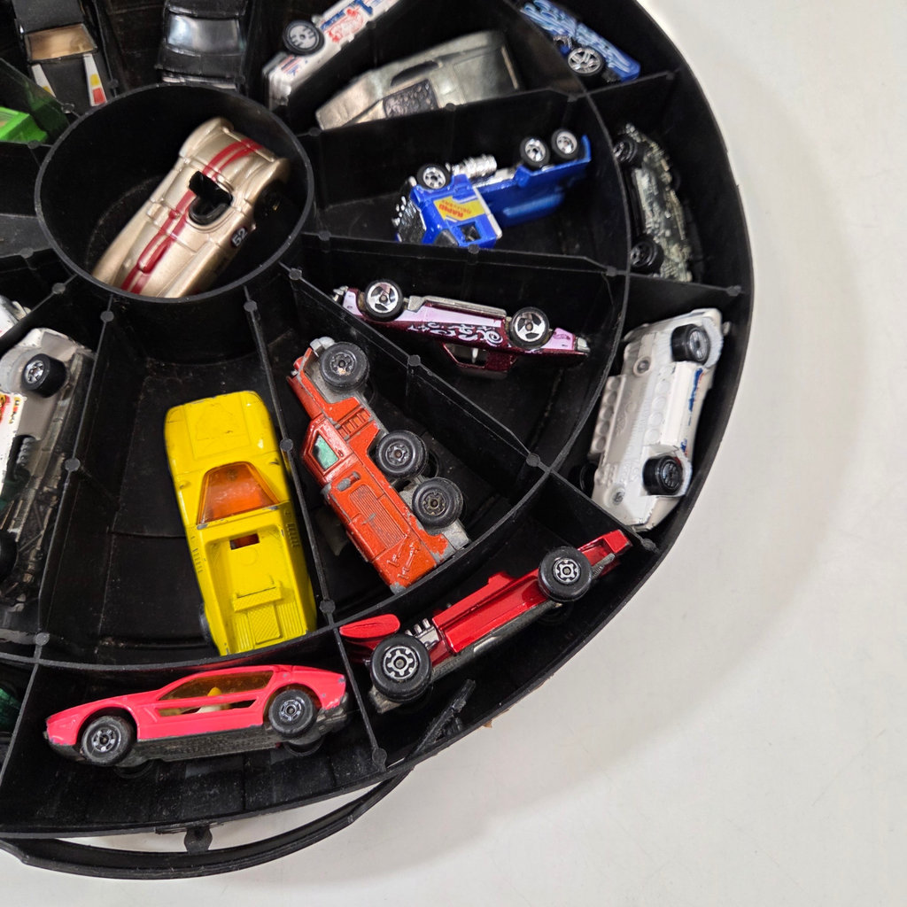Hot Wheels Super Rally Case with Cars - image 4 of 5