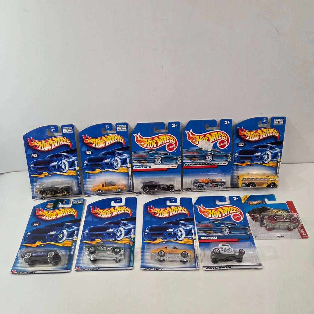Hot Wheels Diecast Cars x 10 - image 1 of 3