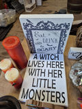 Assorted Halloween Decorative Items - thumbnail 7 of 15