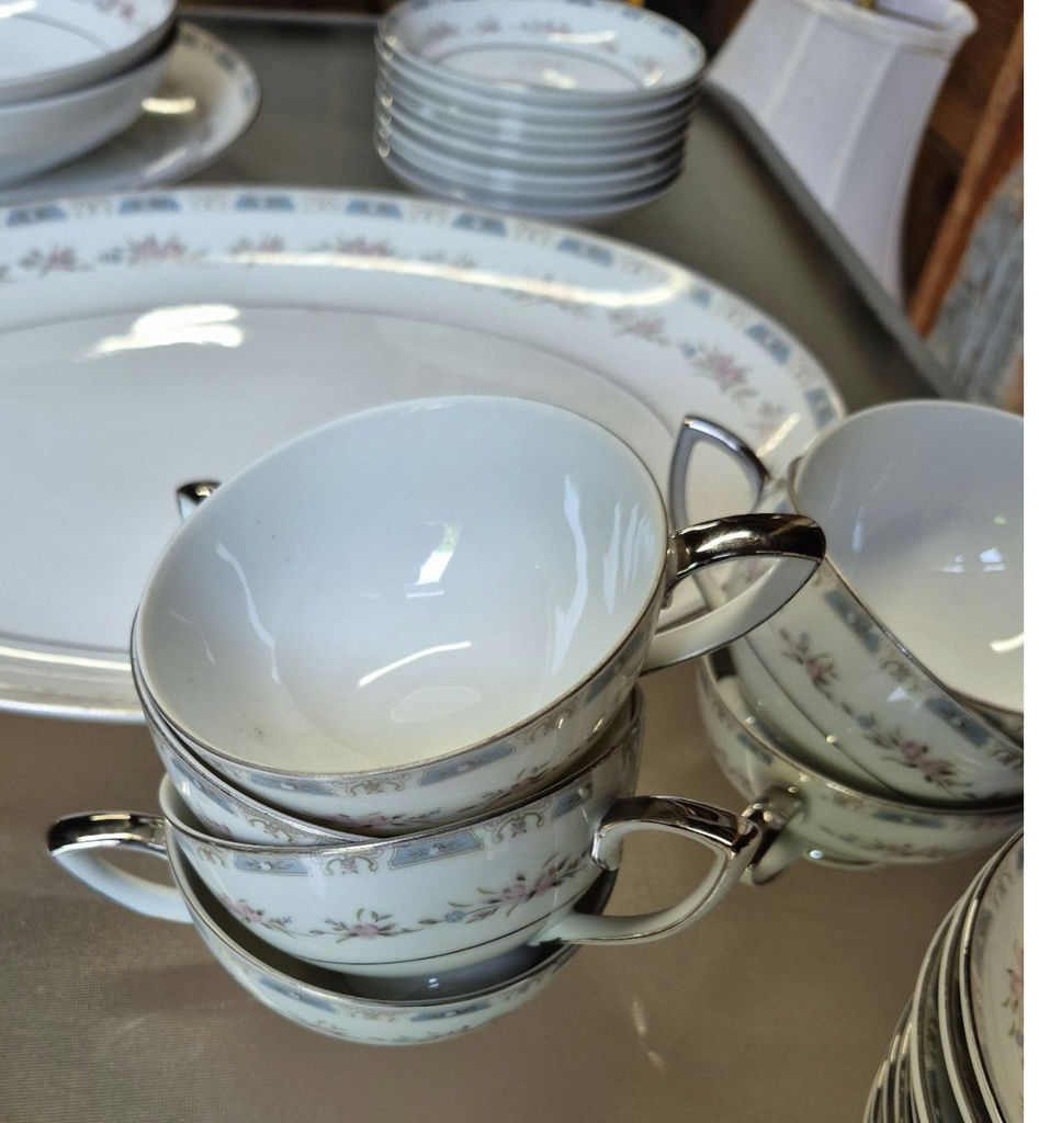 Imperial China Glenrose Dinnerware Set - image 9 of 11