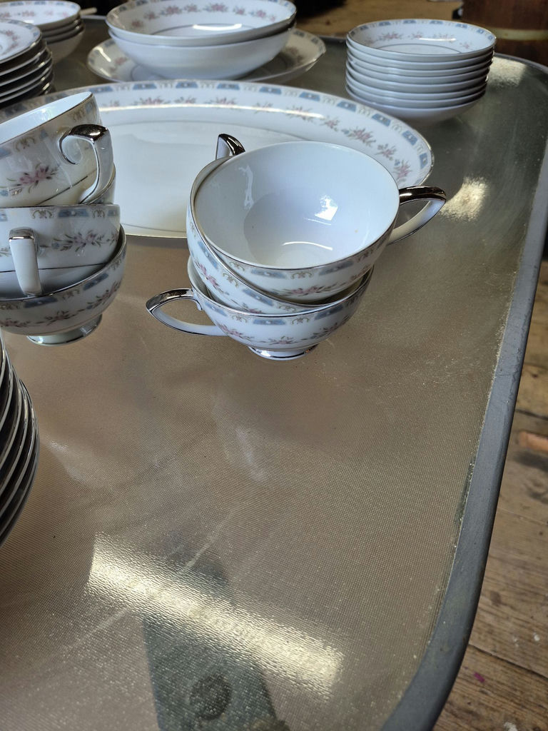 Imperial China Glenrose Dinnerware Set - image 10 of 11