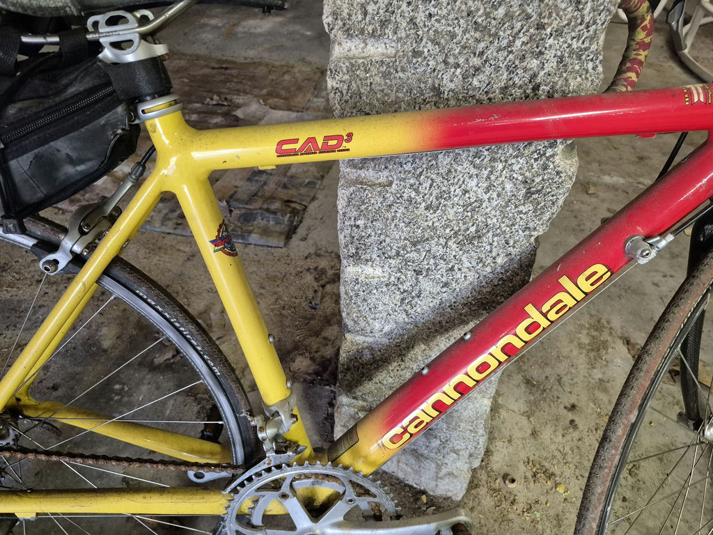 Cannondale CAD3 Road Bicycle - image 2 of 5