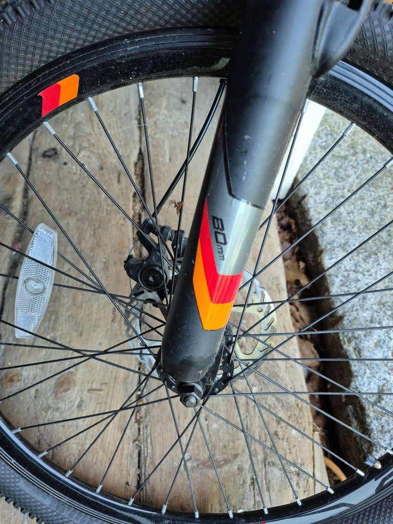 Trek Scout 24-Inch Mountain Bike - image 2 of 4