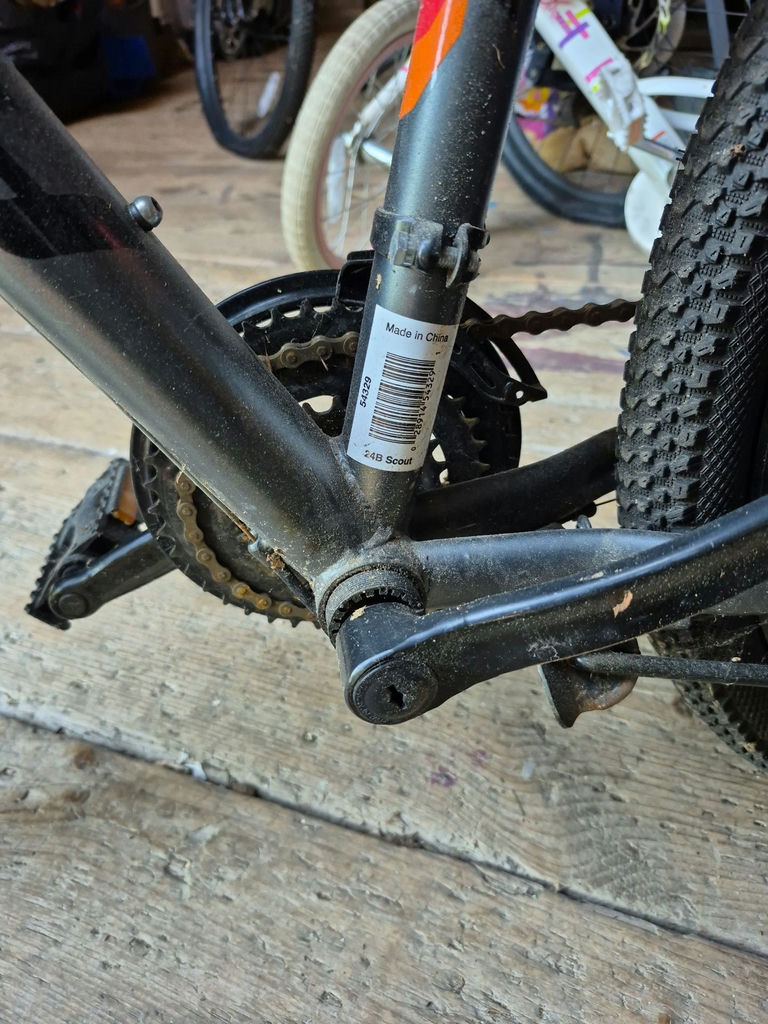 Trek Scout 24-Inch Mountain Bike - image 4 of 4