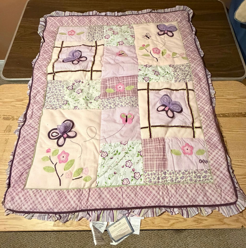 Baby Quilt for Crib New! Butterflies - image 1 of 2