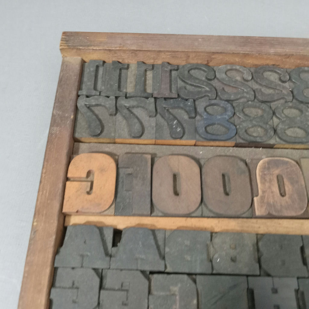 Antique Hamilton Printer's Letterpress Tray & Type - image 4 of 9