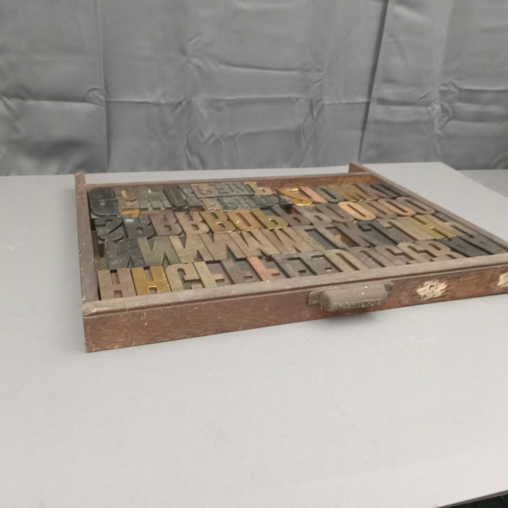 Antique Hamilton Printer's Letterpress Tray & Type - image 9 of 9