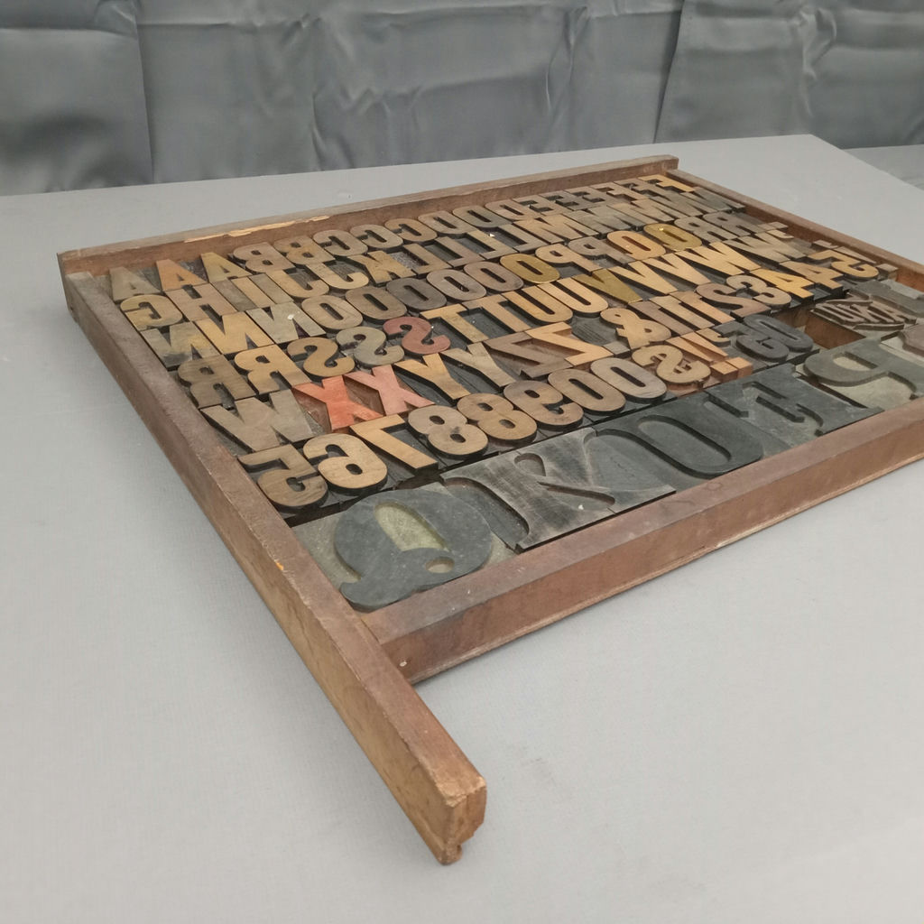 Antique Hamilton Printer's Letterpress Tray & Type - image 2 of 8
