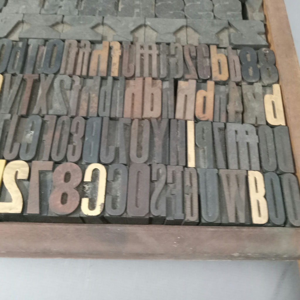 Antique Hamilton Printer's Letterpress Tray & Type - image 6 of 9