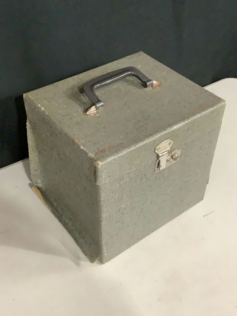 Eumig P8-M Imperial Electric 8mm Film Camera Set - image 16 of 18